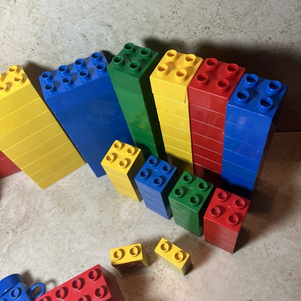 LEGO DUPLO Large Green Bucket‎ #1844 3 People Vintage Door Cars Mixed Collection